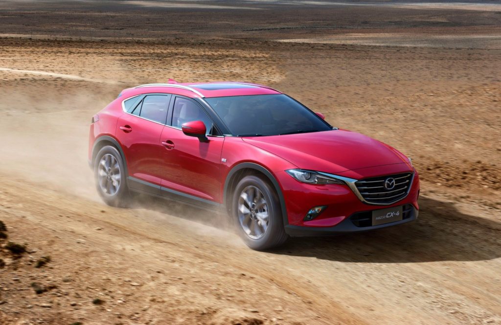 Mazda готовит к продажам обновленное кросс-купе CX-4