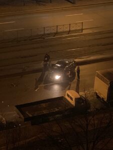 Mazda врезалась в три припаркованные машины СПб