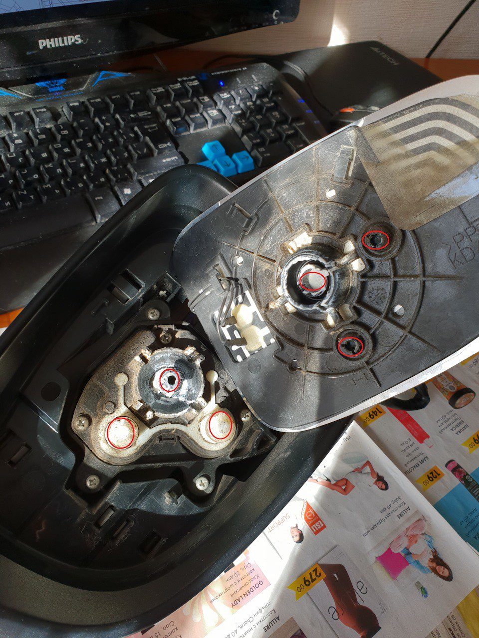 Замена шестеренки в зеркале заднего вида