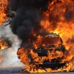 В Мурманске от огня пострадали четыре автомобиля