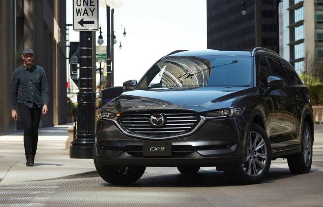 Новый кроссовер Mazda CX-8 теперь доступен и за пределам Японии