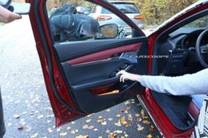 Шпионские фото Mazda 3. От Carscoops Шпионские фото Mazda 3. От Carscoops