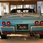 Японцы не любят Американские авто, но они любят корвет