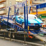 Японцы не любят Американские авто, но они любят корвет