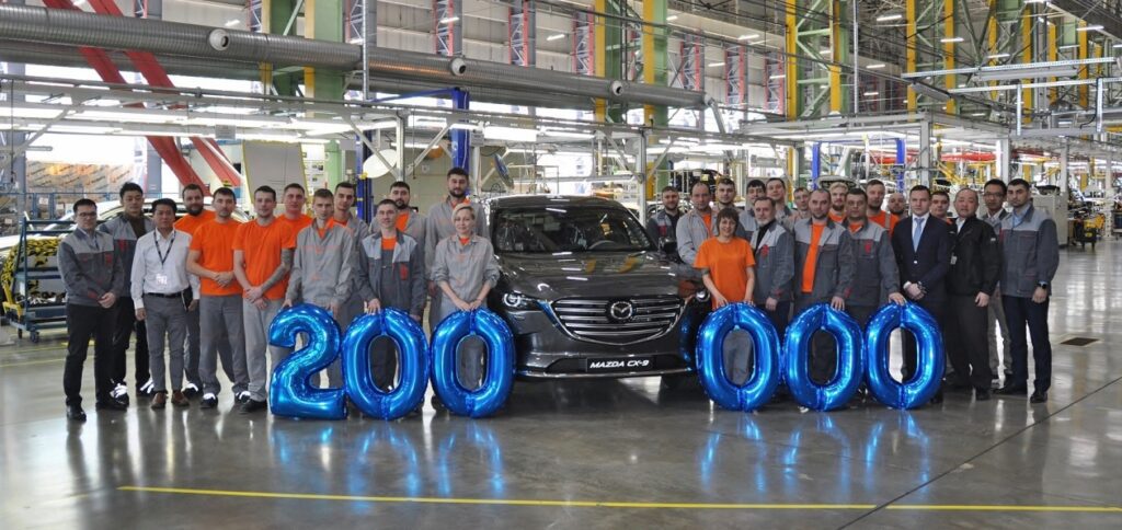 Mazda выпустила в России 200-тысячный автомобиль