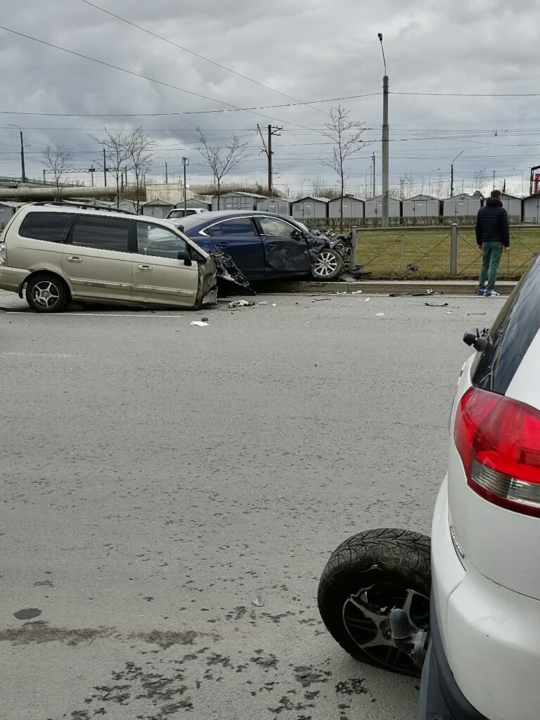 Дикое ДТП в Петербурге