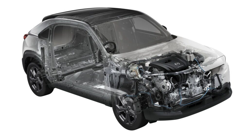 MX-30 Японский гибрид?!