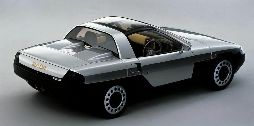 Mazda восстанавливает Bertone MX-81