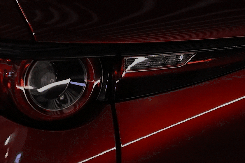 Mazda разработала "поворотники" имитирующие сердцебиение человека